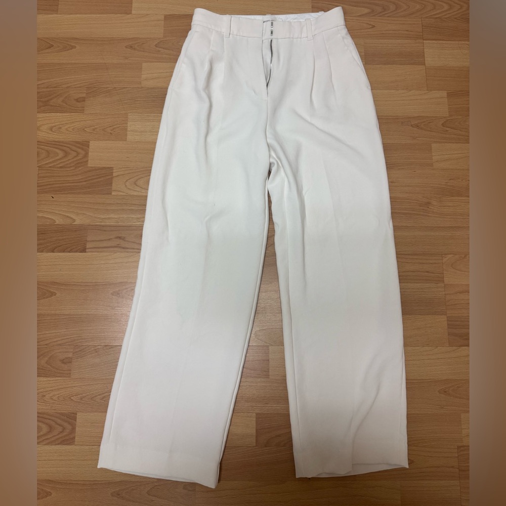 Aritzia Wilfred Effortless Pant | White